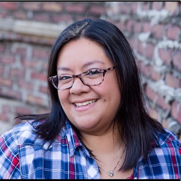 Meet your Posher, Neria - Picture 1 of 1